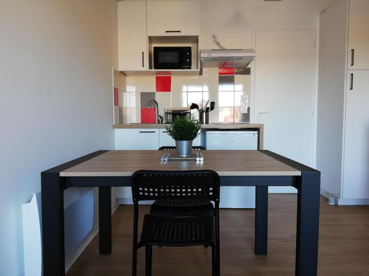 Studios Les 3 Eclats Saint-Laurent-sur-Sèvre Eksteriør bilde