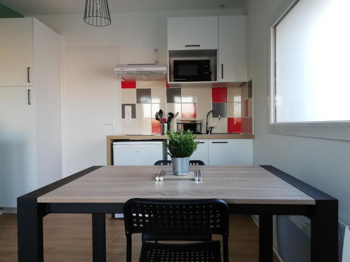 Studios Les 3 Eclats Saint-Laurent-sur-Sèvre Eksteriør bilde