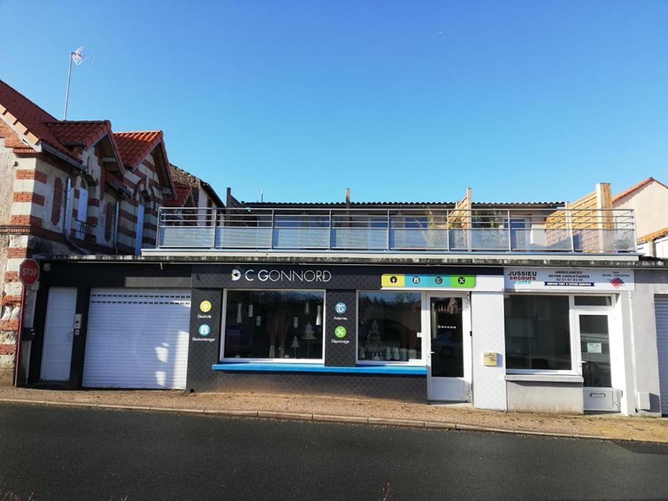 Studios Les 3 Eclats Saint-Laurent-sur-Sèvre Eksteriør bilde